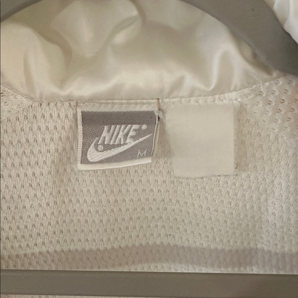 Vintage 1990s Nike International Windbreaker - Picture 5 of 9